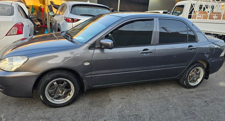 Mitsubishi lancer 2012 1.3 Gcc For Sale