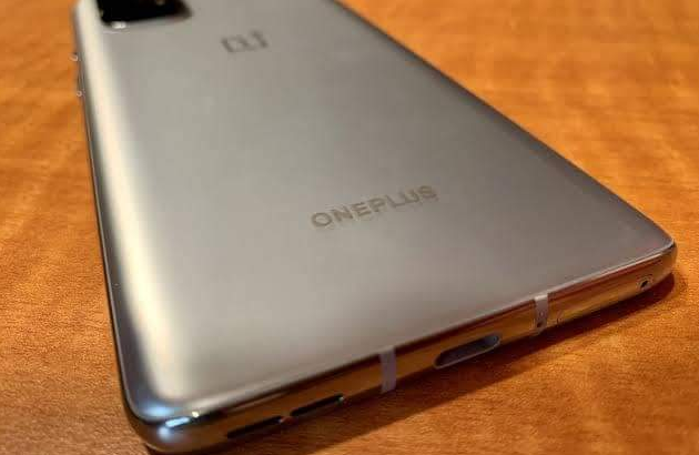 One plus 8 T For Sale