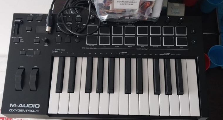M – Audio Oxygen Pro 25 For Sale