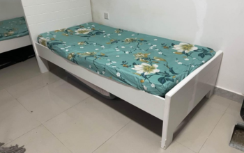 Plywood hand made bed for sale