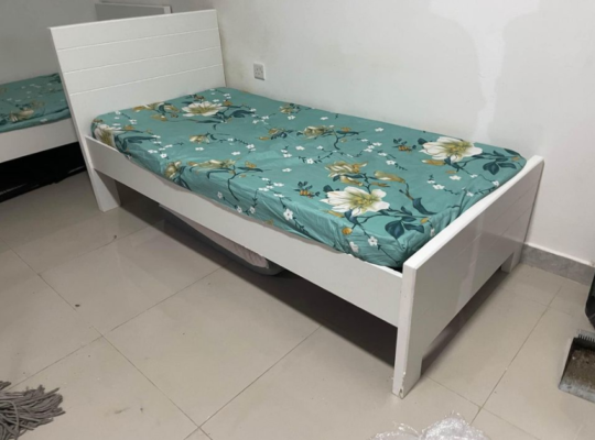 Plywood hand made bed for sale