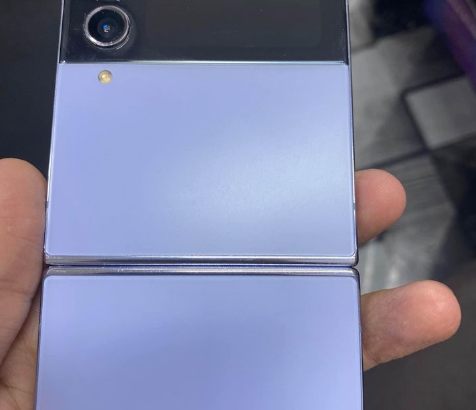 Samsung Z flip 4 For Sale