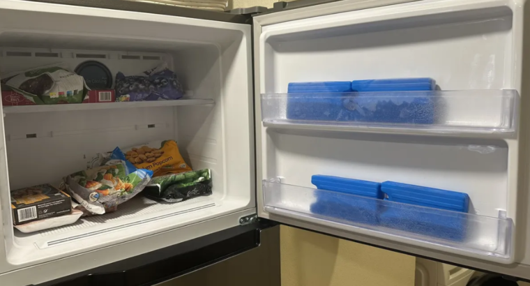 Samsung fridge 384l for sale