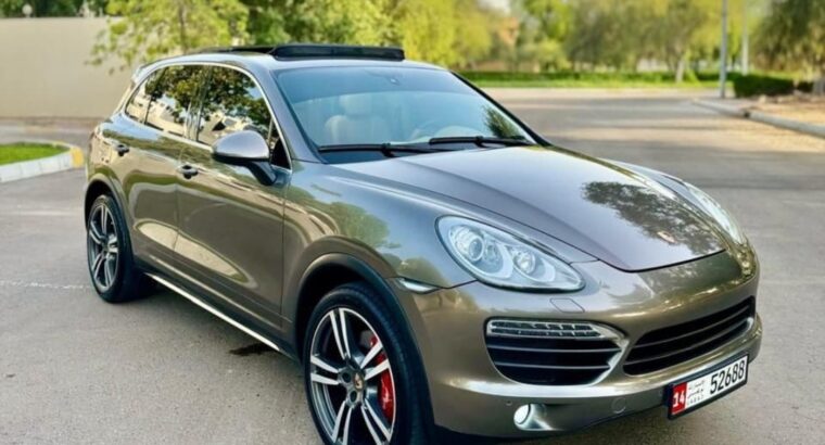 Porsche Cayenne s full option 2014 Gcc for sale