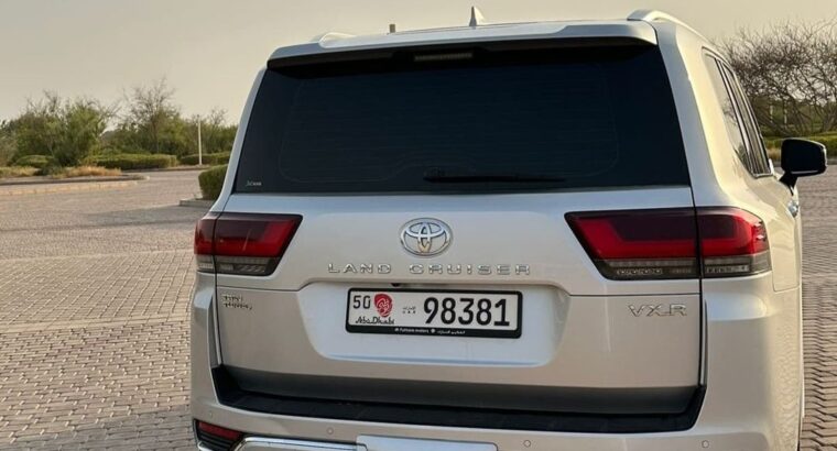 Toyota Land cruiser vxr turbo full option 2022 G