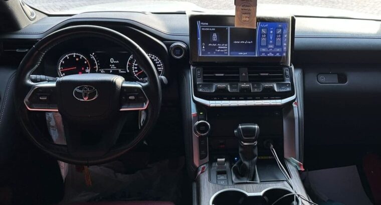 Toyota Land cruiser vxr turbo full option 2022 G