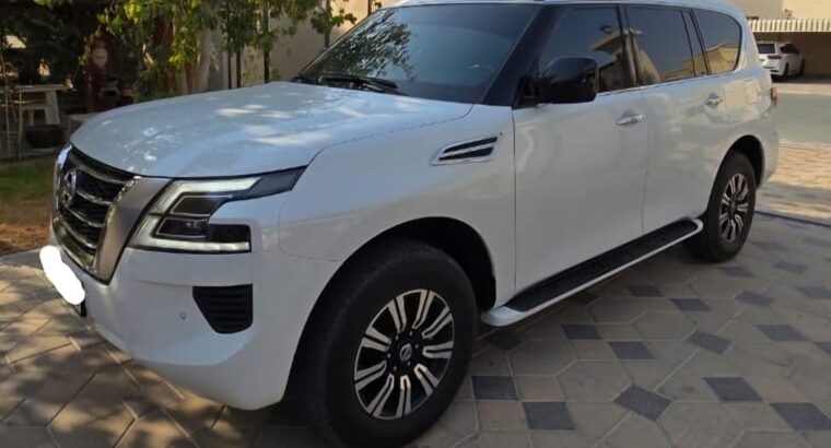 Nissan patrol base option 2020 Gcc for sale