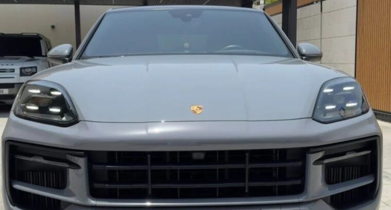 Porsche Cayenne S coupe 2024 Gcc for sale