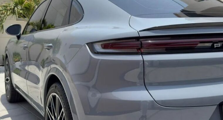 Porsche Cayenne S coupe 2024 Gcc for sale