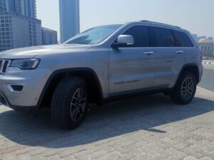 Jeep Grand Cherokee limited 2019 Gcc for sale