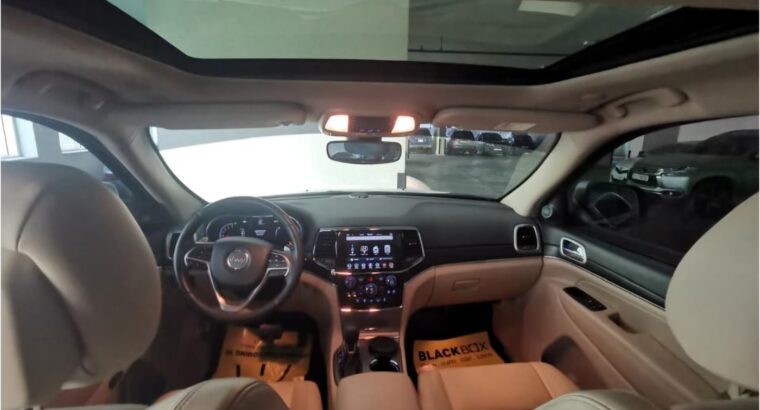 Jeep Grand Cherokee limited 2019 Gcc for sale