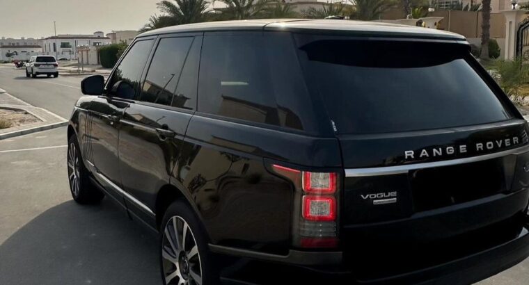 Range Rover vouge SE 2015 Gcc for sale