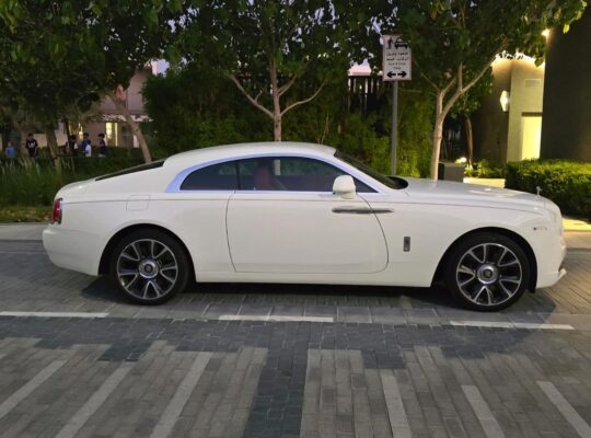 Rolls Royce wraith 2017 fully loaded Gcc for sale