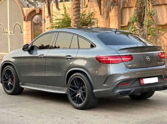 Mercedes GLE63s full option 2017 Gcc for sale