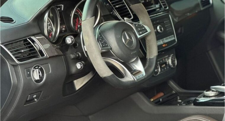 Mercedes GLE63s full option 2017 Gcc for sale