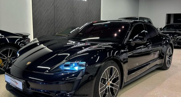 Porsche Taycan 4S full option Gcc for sale