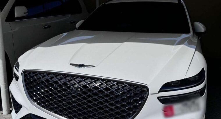 Hyundai Genesis GV70 full option Gcc 2022 for sale