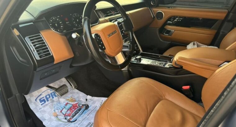 Range Rover vouge se 2018 Gcc in good condition