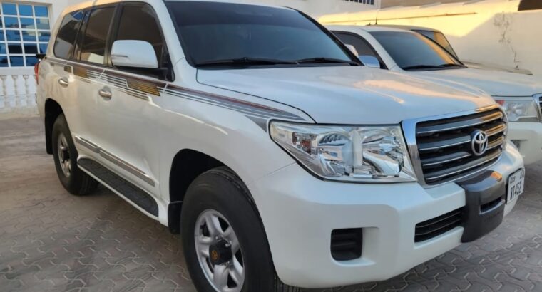 Toyota Land cruiser GXR full option 2013 for sale