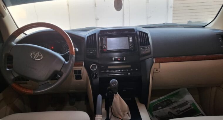Toyota Land cruiser GXR full option 2013 for sale