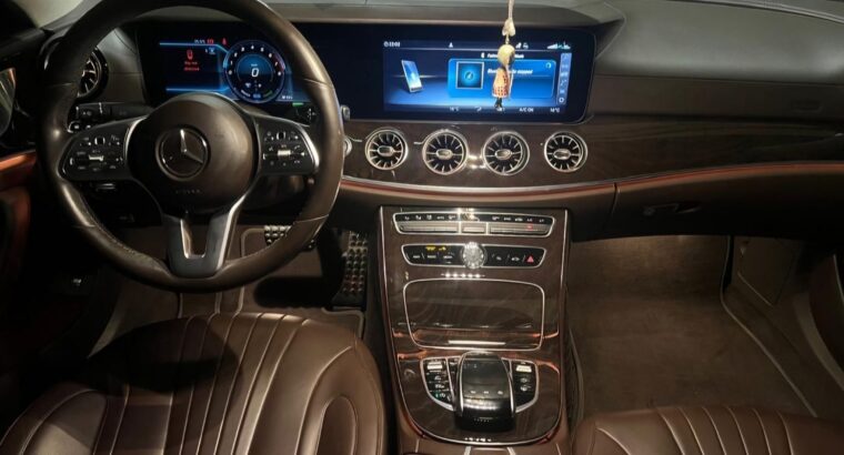 Mercedes CLS 350 full option 2020 Gcc for sale