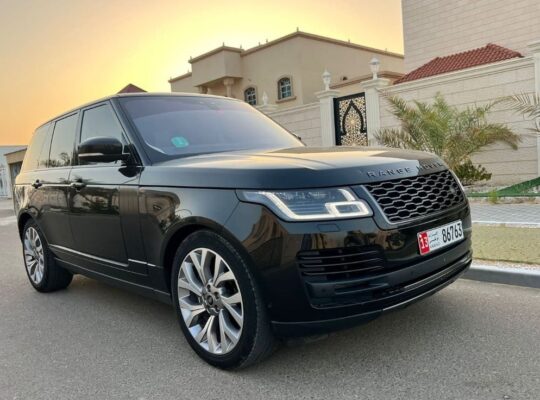 Range Rover vouge SE 2018 Gcc for sale