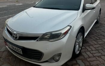 Toyota Avalon 2014 mid option for sale