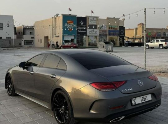 Mercedes CLS350 full option 2019 Gcc for sale.