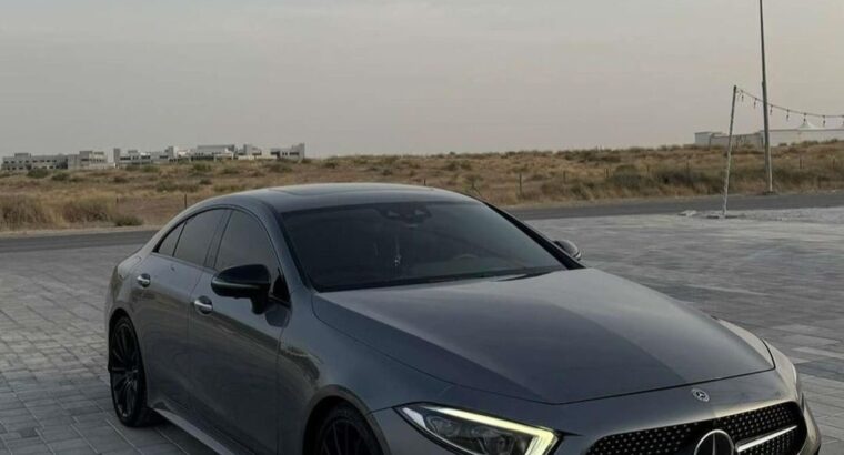 Mercedes CLS350 full option 2019 Gcc for sale.