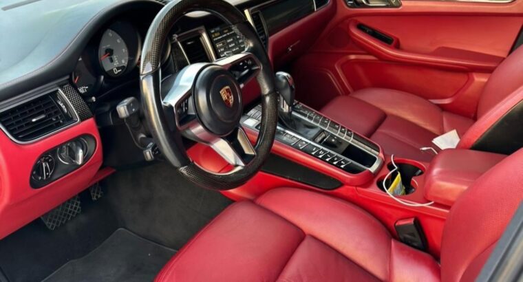 Porsche Macan S 2015 Gcc full option