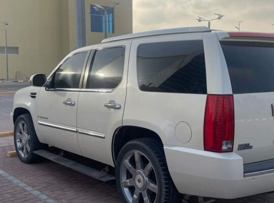 Cadillac Escalade 2009 Gcc full option for sale