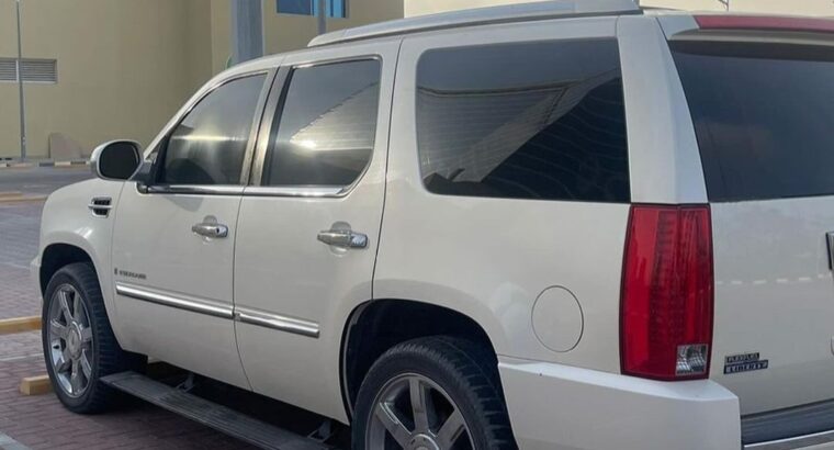 Cadillac Escalade 2009 Gcc full option for sale