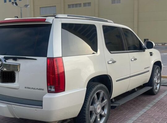 Cadillac Escalade 2009 Gcc full option for sale