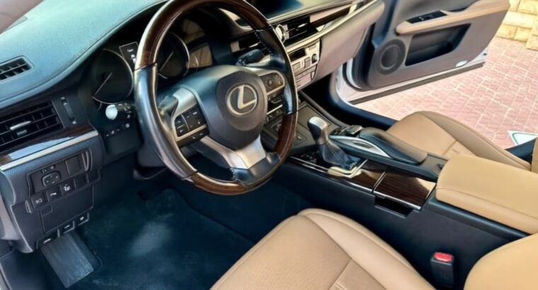 Lexus ES350 2016 full option usa imported for sa