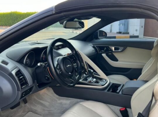 Jaguar F type S 3.0L 2014 convertible Gcc