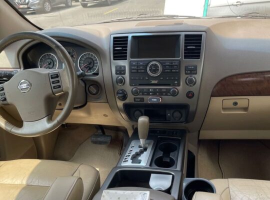 Nissan Armada LE 2009 Gcc in good condition