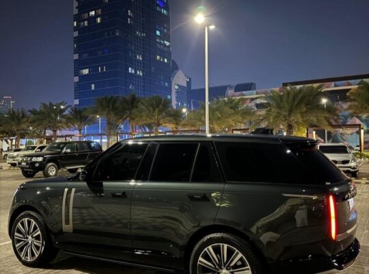 Range Rover vouge HSE 2022 Gcc for sale