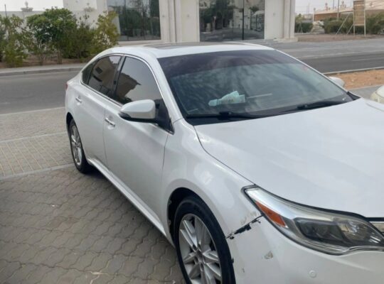 Toyota Avalon limited 2013 Gcc for sale