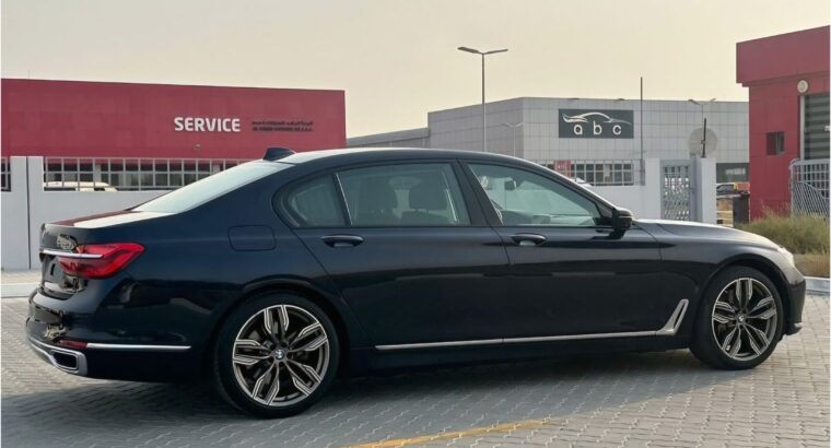 BMW 750LI X drive 2017 Gcc full option for sale
