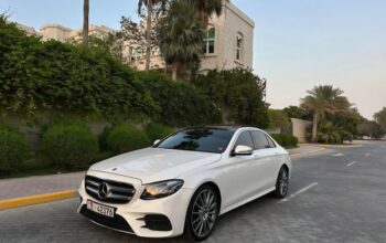 Mercedes E300 full option Gcc 2018 for sale