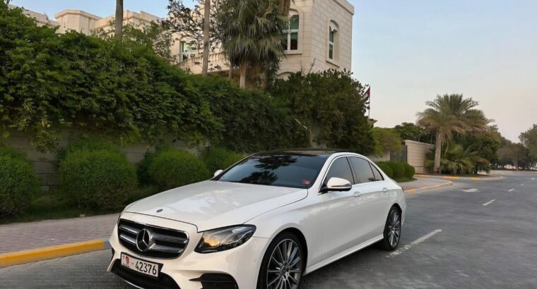 Mercedes E300 full option Gcc 2018 for sale