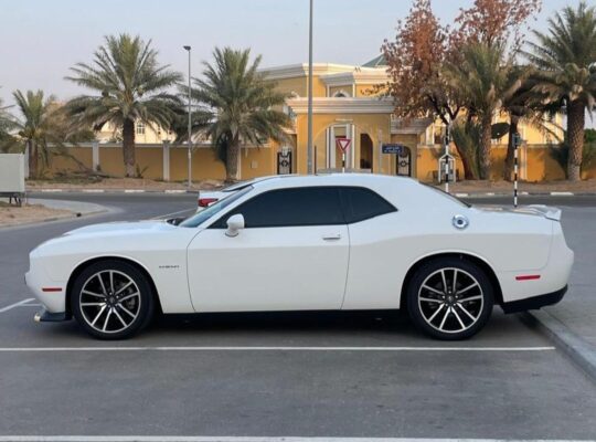 Dodge charger R/T 2022 Gcc full option for sale