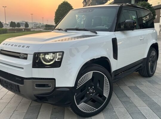 Land rover defender X SE Dynamic Gcc coupe 2023