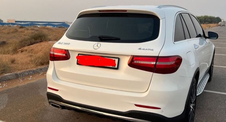 Mercedes GLC300 full option Gcc 2016 for sale