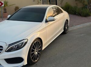 Mercedes C200 full option 2016 Gcc for sale