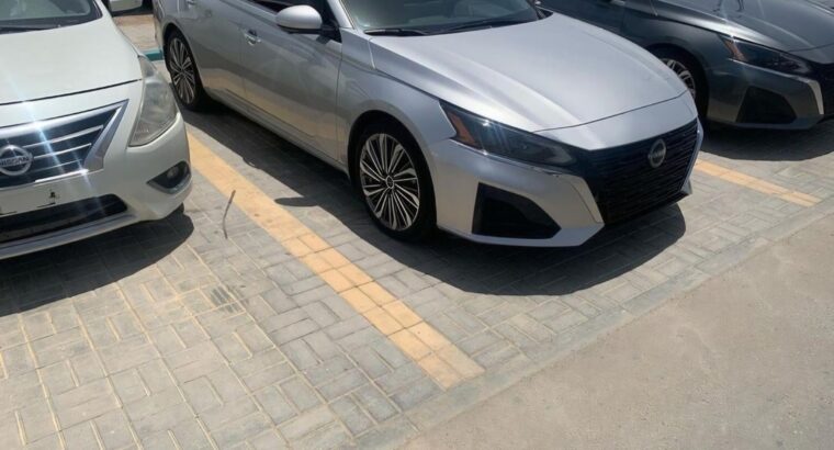 Nissan altima SL 2023 full option usa imported