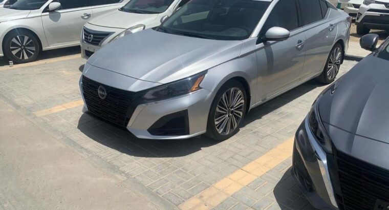 Nissan altima SL 2023 full option usa imported