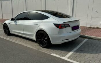 Tesla model 3 in good condition 2020 Gcc