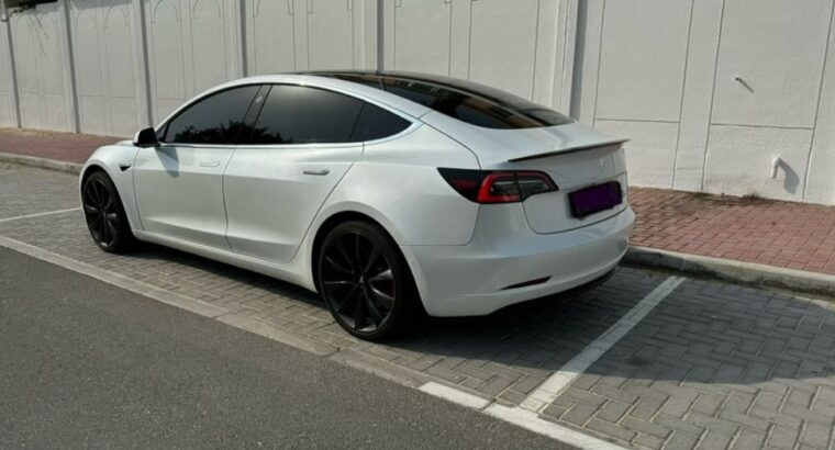 Tesla model 3 in good condition 2020 Gcc