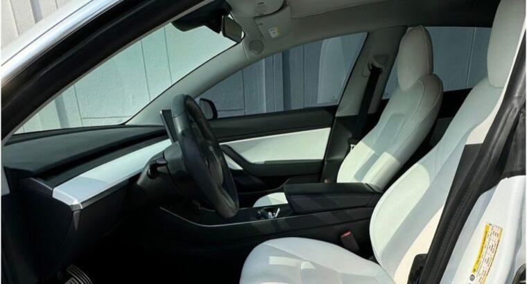 Tesla model 3 in good condition 2020 Gcc
